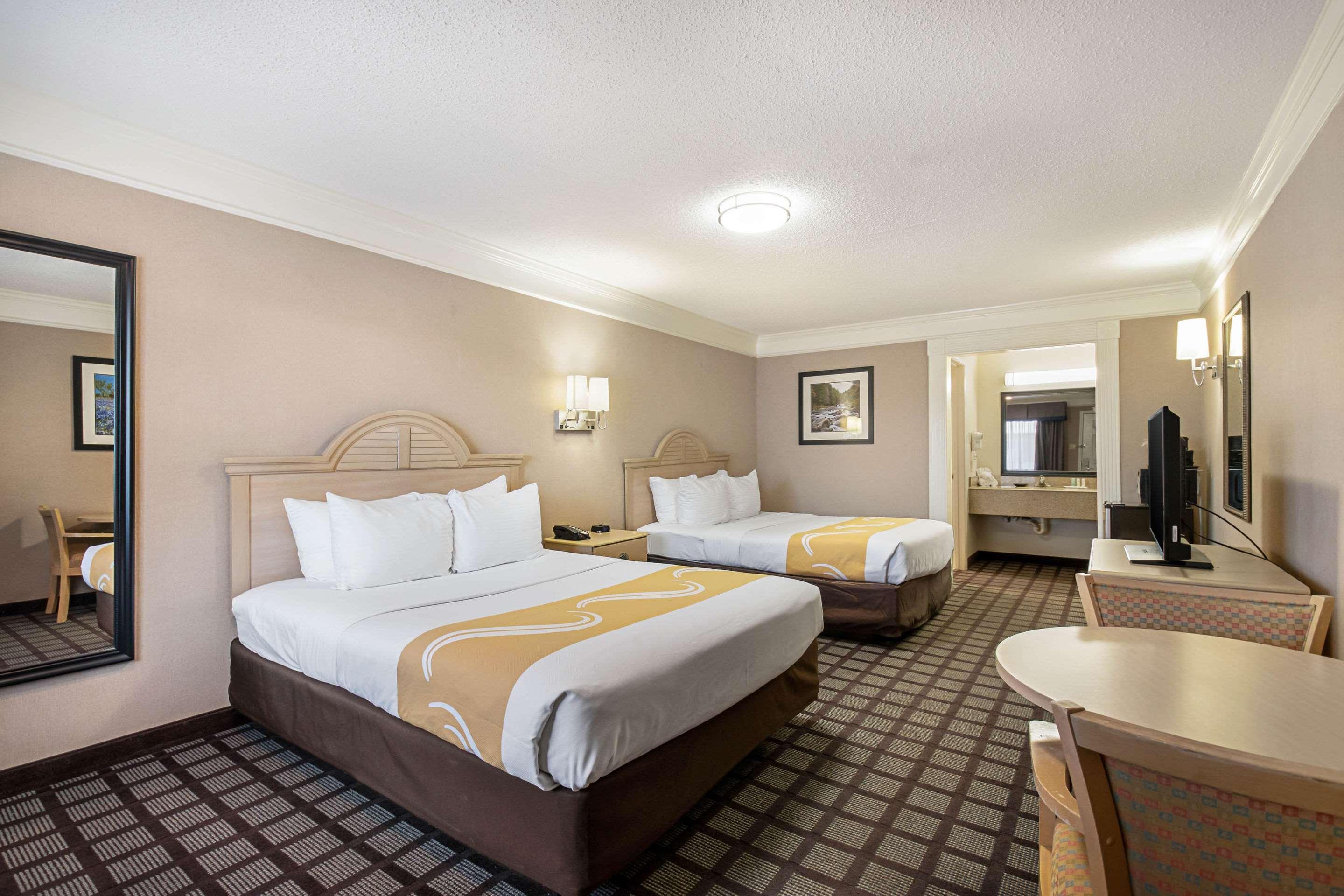 Quality Inn Near Lake Marble Falls Eksteriør billede