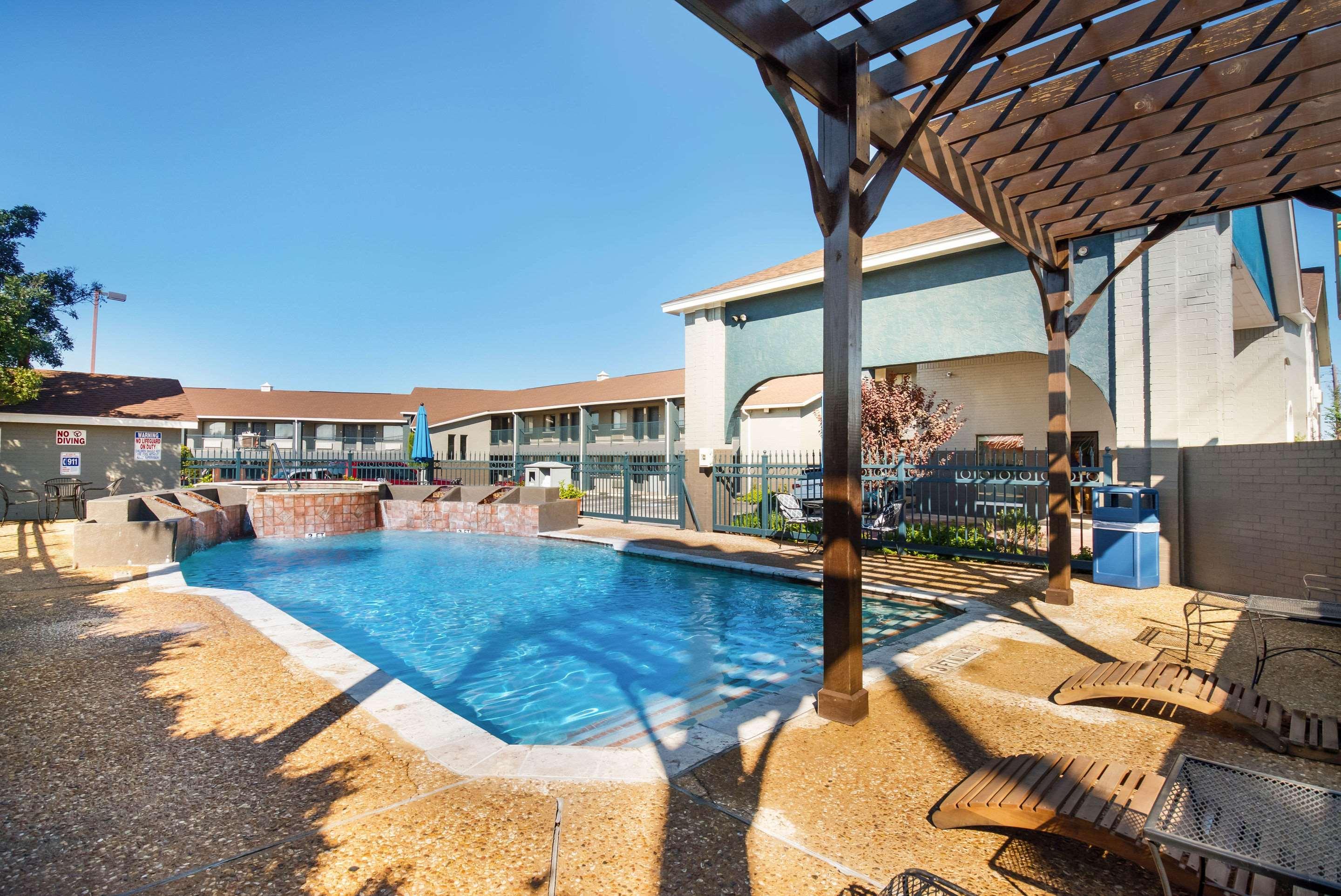 Quality Inn Near Lake Marble Falls Eksteriør billede